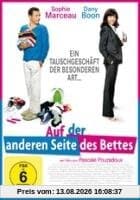 Auf der anderen Seite des Bettes